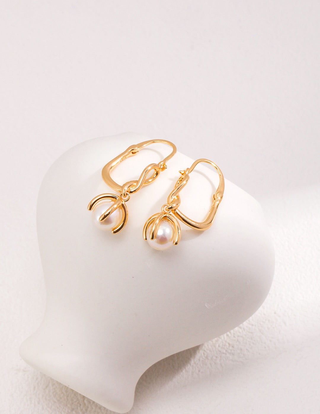 Gold Pearl Hoop Earrings 