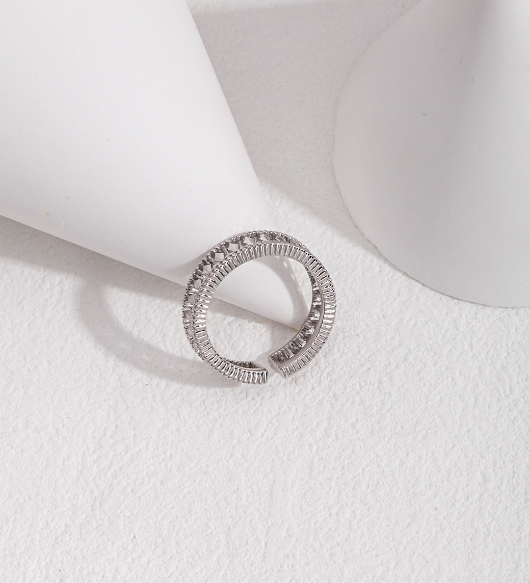 Minimalist Cutout Sparkle Ring - Charlotte