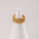 Four-leaf Clover Detail Chunky Ring