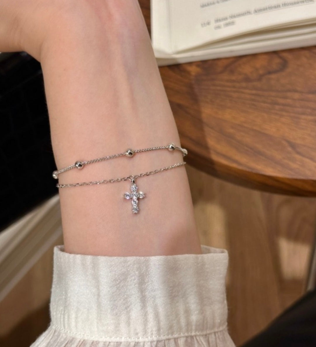 Double-layered Cross Bracelet